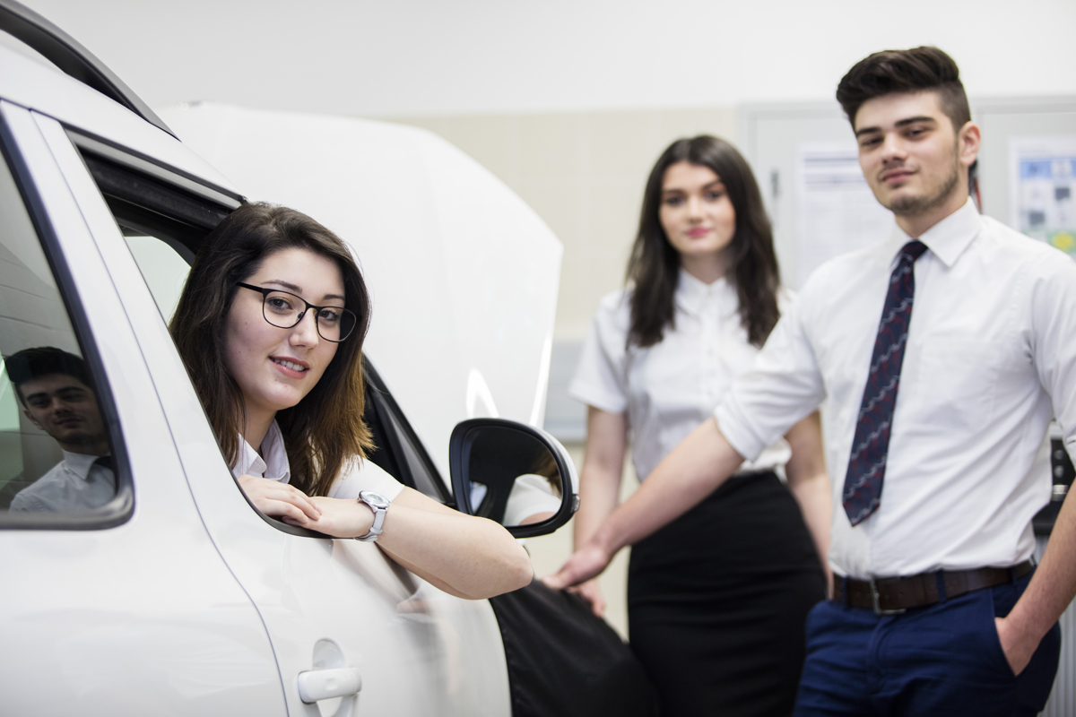 ŠKODA apprentices and car